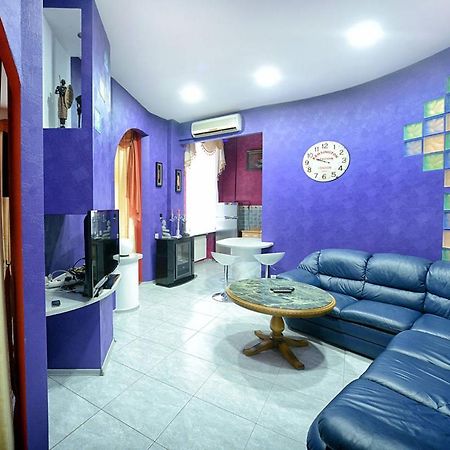 Chekhov Apartment Kijów Zewnętrze zdjęcie