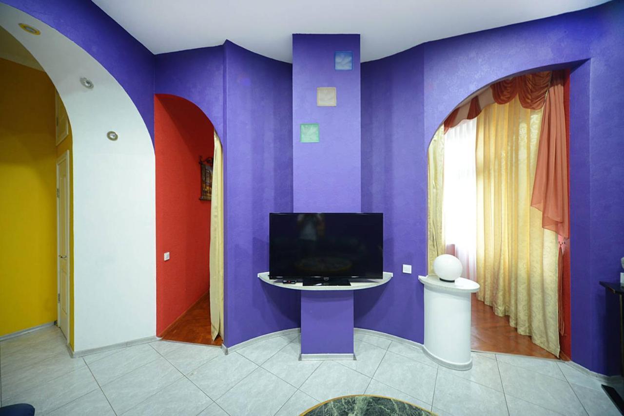 Chekhov Apartment Kijów Zewnętrze zdjęcie