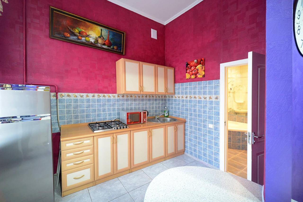 Chekhov Apartment Kijów Zewnętrze zdjęcie