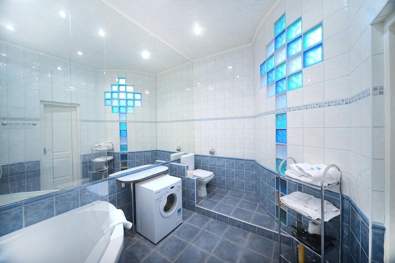 Chekhov Apartment Kijów Zewnętrze zdjęcie